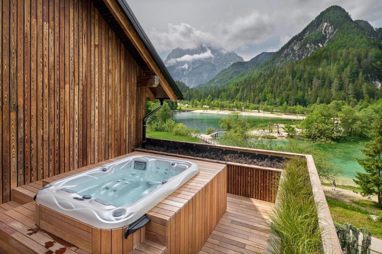 Suite with Hot Tub